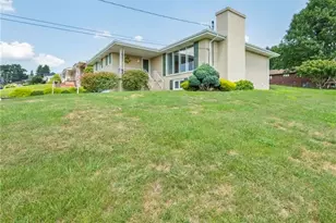 90 Veltri Dr, Canton Township, PA 15301 - Photo 14