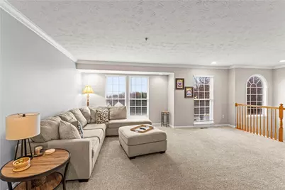 932 Royal Ct, North Strabane, PA 15317 - Photo 6