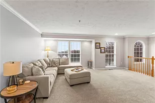 932 Royal Ct, North Strabane, PA 15317 - Photo 6