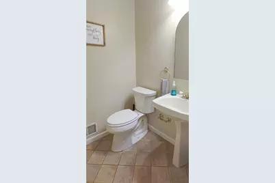 130 Terra Dr, Kennedy Township, PA 15136 - Photo 10