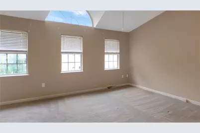 130 Terra Dr, Kennedy Township, PA 15136 - Photo 18