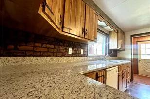 145 Grant St, Perry Township, PA 15482 - Photo 6