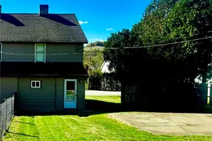 145 Grant St, Perry Township, PA 15482 - Photo 20