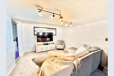 2841 Dolores Dr, South Park, PA 15129 - Photo 36