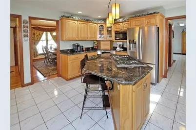 5001 Pioneer Ct, Murrysville, PA 15668 - Photo 2