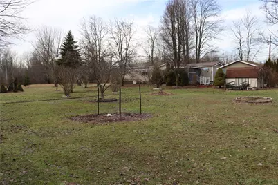 2495 Leach Rd, Pittsburgh, PA 16424 - Photo 4