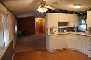 2495 Leach Rd, Pittsburgh, PA 16424 - Photo 18