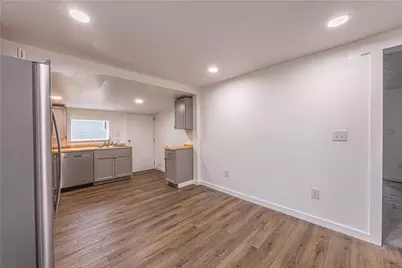 156 Park Ave, North Union Township, PA 15401 - Photo 16