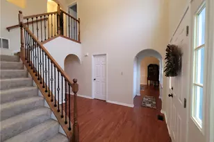 532 Grandshire Dr, Cranberry Township, PA 16066 - Photo 12