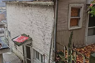 831 Prospect Ave, Charleroi Boro, PA 15022 - Photo 2