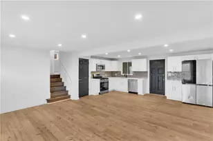 409 Grove Rd, Verona, PA 15147 - Photo 10