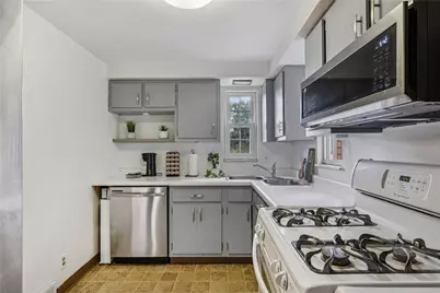 2130 Parklyn St, Pittsburgh, PA 15234 - Photo 8