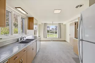 1106 Gilchrest Dr, Wilkins Township, PA 15235 - Photo 14