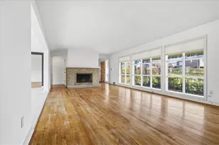 1106 Gilchrest Dr, Wilkins Township, PA 15235 - Photo 8