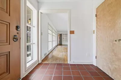 1106 Gilchrest Dr, Wilkins Township, PA 15235 - Photo 6