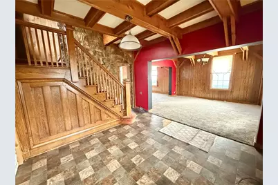 700 W Clayton St, New Castle, PA 16102 - Photo 8