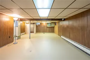 2211 Newton St, Penn Twp, PA 15623 - Photo 20