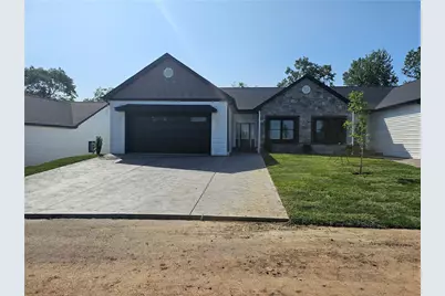 814 S Tenth St, New Stanton, PA 15697 - Photo 1