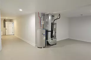 814 S 10th St, New Stanton, PA 15697 - Photo 26