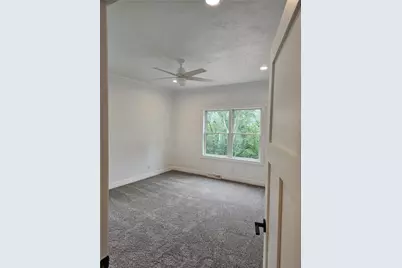 814 S Tenth St, New Stanton, PA 15697 - Photo 18