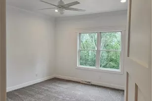 814 S 10th St, New Stanton, PA 15697 - Photo 18