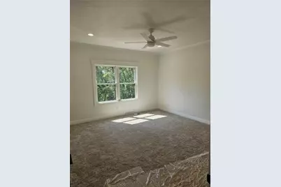 814 S Tenth St, New Stanton, PA 15697 - Photo 12