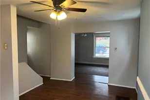 929 Woodbourne Ave, Pittsburgh, PA 15226 - Photo 6