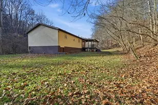 1035 California Dr, California, PA 15423 - Photo 40