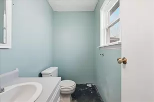 1035 California Dr, California, PA 15423 - Photo 30