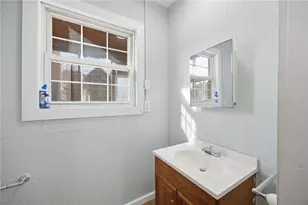 212 Comrie Ave, Braddock, PA 15104 - Photo 16