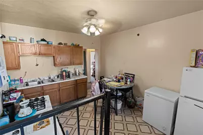 705 E Warrington Ave, Pittsburgh, PA 15210 - Photo 26