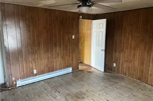 314 Lowell Rear, Vandergrift, PA 15690 - Photo 2