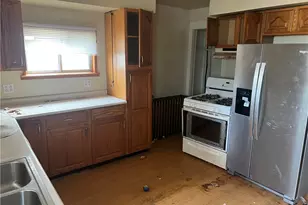 314 Lowell Rear, Vandergrift, PA 15690 - Photo 8