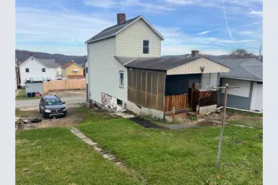 314 Lowell Rear #1/2, Vandergrift, PA 15690 - Photo 16