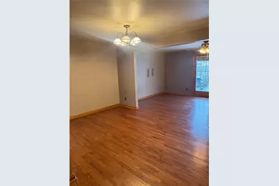 206 Parkwood Dr, Cranberry Township, PA 16066 - Photo 4