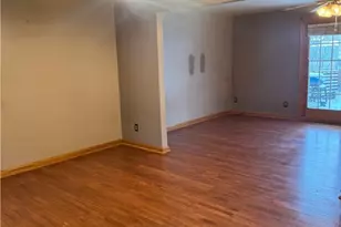 206 Parkwood Dr, Cranberry Township, PA 16066 - Photo 4