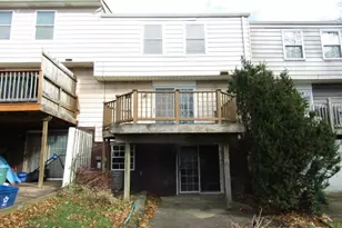 109 Old Meadow Rd, North Strabane, PA 15317 - Photo 2