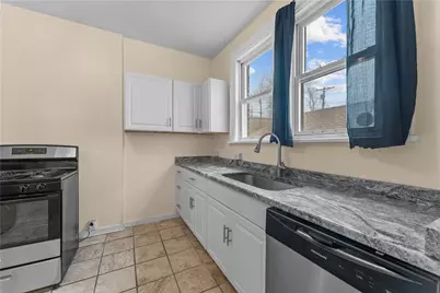 903 Adelaide St, Pittsburgh, PA 15219 - Photo 12