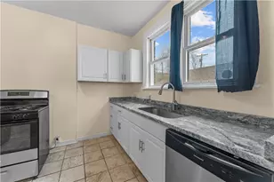 903 Adelaide St, Pittsburgh, PA 15219 - Photo 12