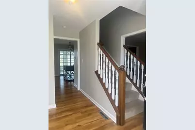 305 Garden Ct, Richland, PA 15044 - Photo 2