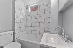 147 Moultrie St, Pittsburgh, PA 15219 - Photo 14