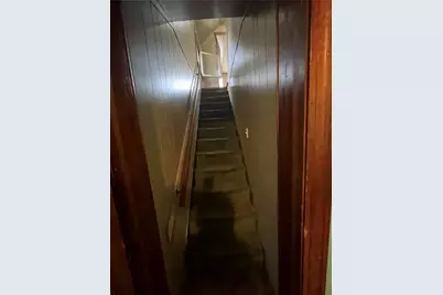 439 Malleable St, Sharon, PA 16146 - Photo 8