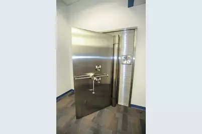 226 Main St, Irwin, PA 15642 - Photo 8