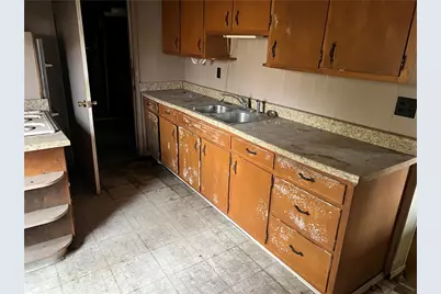 327 3rd St, Leechburg Boro, PA 15656 - Photo 18