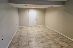 5625 Sandra Dr, Bethel Park, PA 15236 - Photo 26