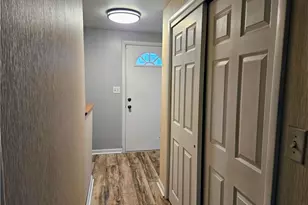 5625 Sandra Dr, Bethel Park, PA 15236 - Photo 12