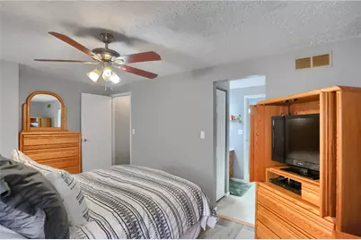 115 Forest Dr, Seven Fields Boro, PA 16046 - Photo 40