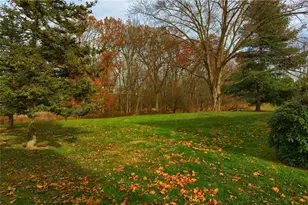 115 Forest Dr, Seven Fields Boro, PA 16046 - Photo 4