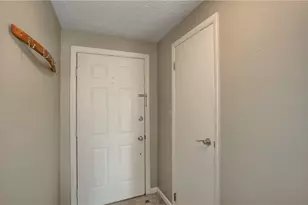 115 Forest Dr, Seven Fields Boro, PA 16046 - Photo 16