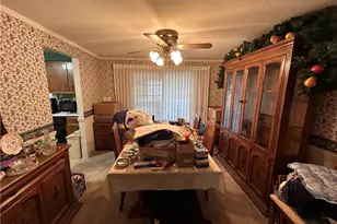 20 Falkirk Dr, Pittsburgh, PA 15235 - Photo 4